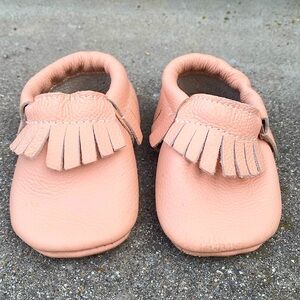 BirdRockBaby Moccassins | Baby | Watch the video for details!